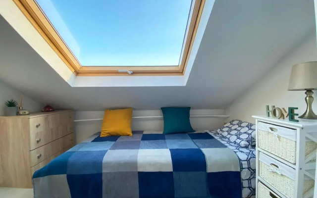 LK17 - Loft in the Center