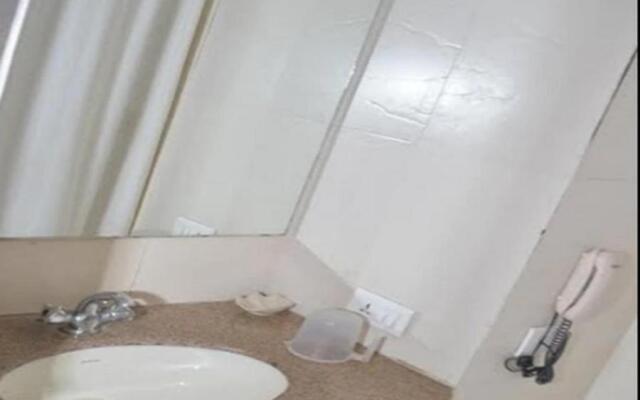 Regency Square Hotel
