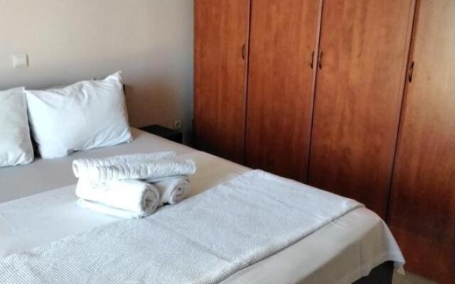 Papi's Apartments 1 - 1 Bedroom