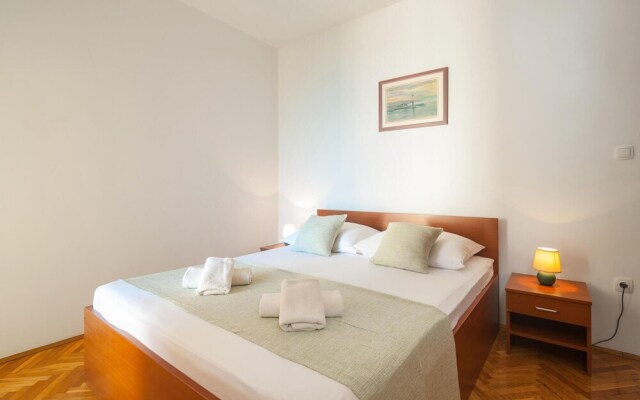 Stunning Home in Podstrana With Wifi and 1 Bedrooms