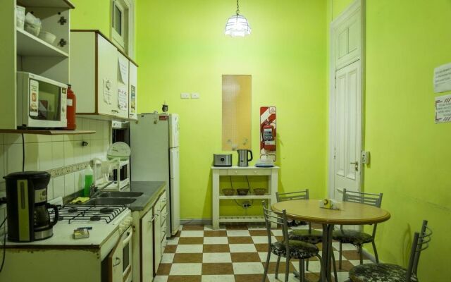 Hostel Estoril 3