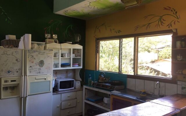 Mi Casa Tica Backpacker