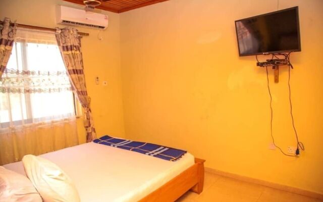 Champion International Hotel
