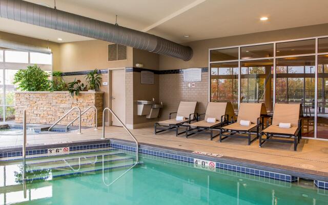Cambria Suites Appleton