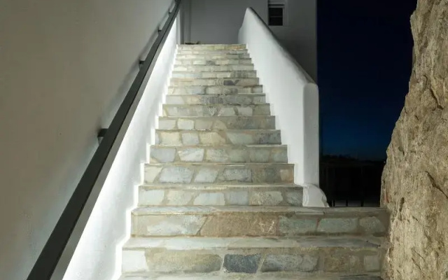 Vrachos Suites Mykonos