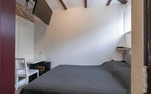 Bungalow Near Sint Maartenszee Beach