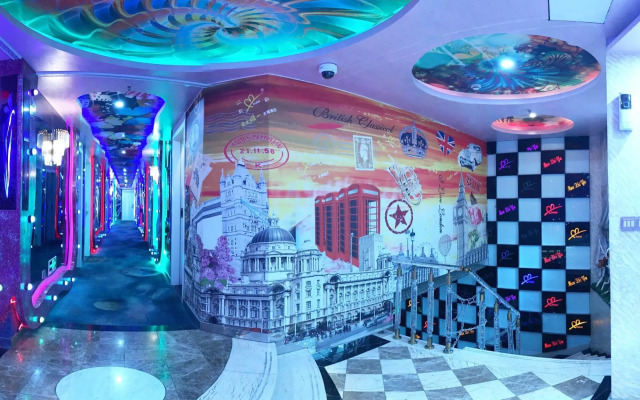 Manzhiya Theme Hotel (Shanghai Wanhangdu Road)