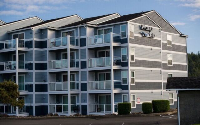 Waters Edge 111