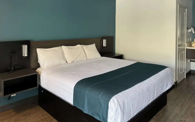Studio 6 Suites Gardena, CA