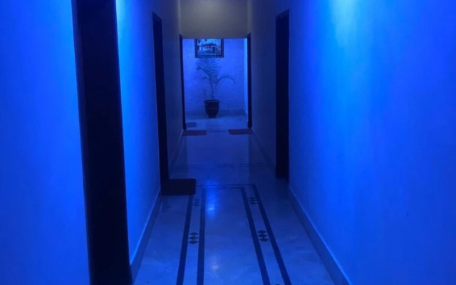 Bright Hotel