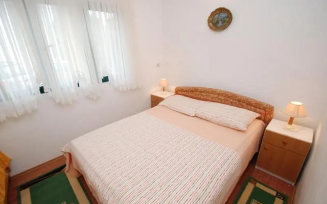 Apartments by the sea Zaostrog, Makarska - 2663