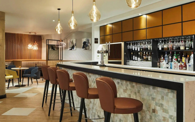 Courtyard by Marriott Oxford City Centre