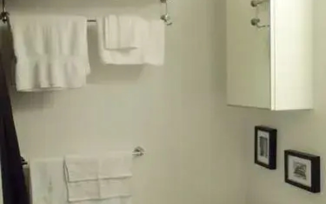 Toronto Suite Rentals - Panorama