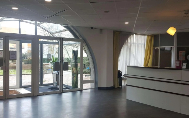 hotelF1 Cergy