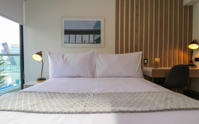 Zip Housing San Isidro