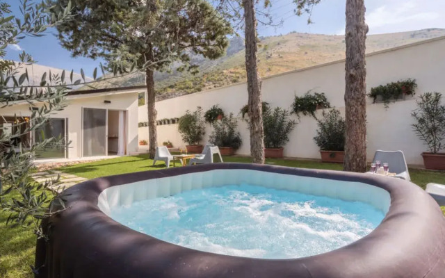 House Quirat Terrasini