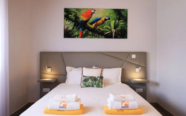 Parrots Village