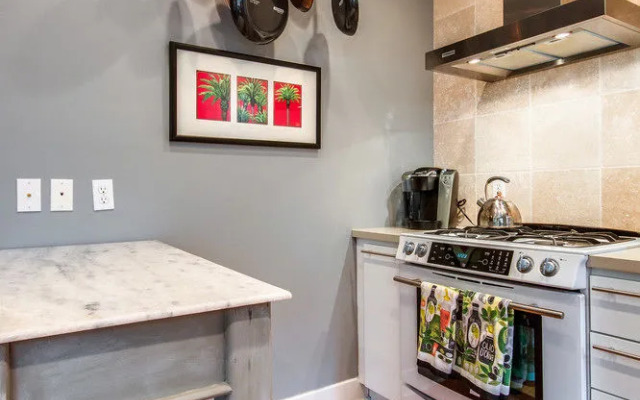 1BR Songwriters Studio in 12South by RedAwning