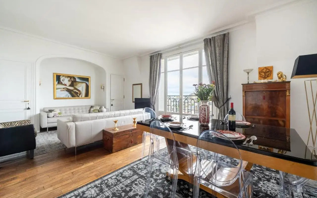 Luxeux T2 de 85m2 vue sur la Tour Eiffel