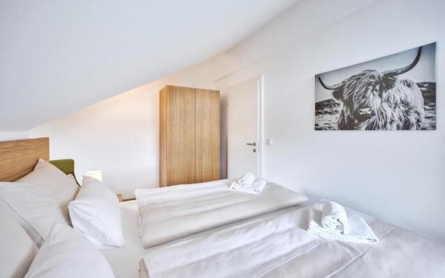 Die Tauplitz Lodges - Bergblick B7-2 by AA Holiday Homes