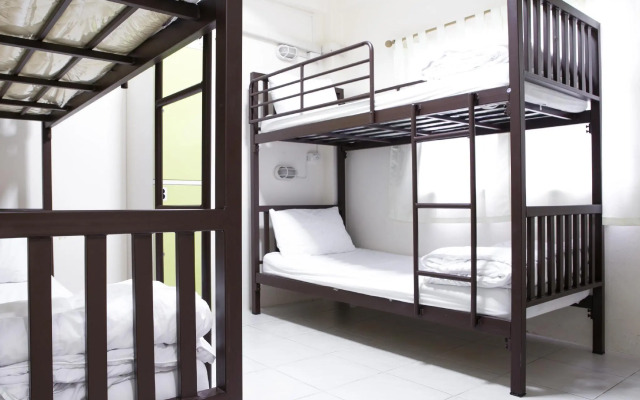 Asoke Montri Hostel