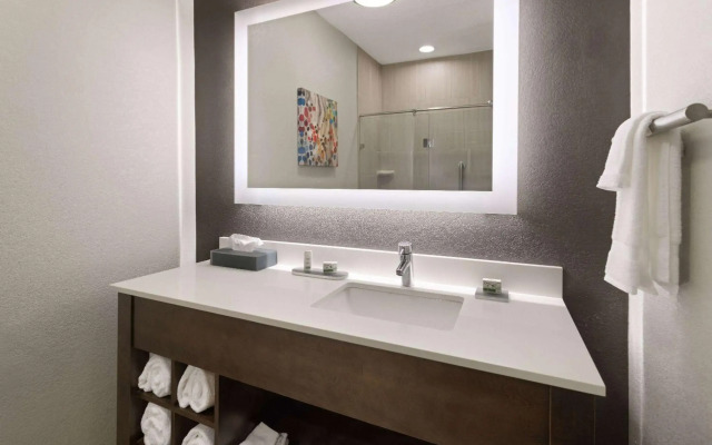 La Quinta Inn & Suites by Wyndham Kokomo