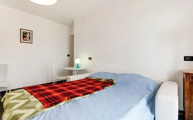 Gorgeous Apartment in Cipressa With Terrace