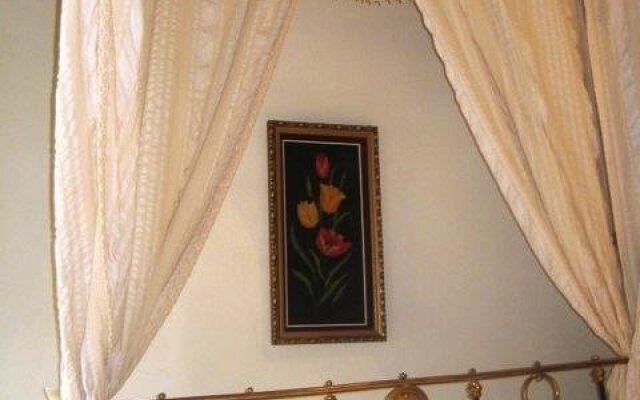 Antigones House