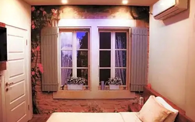 Donanma Otel