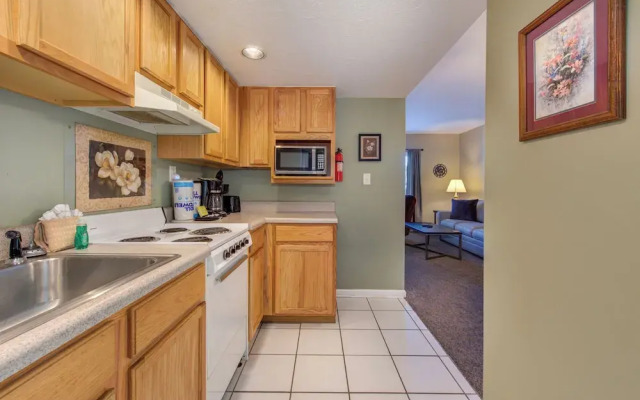 Colonial Crest Condo Unit #113