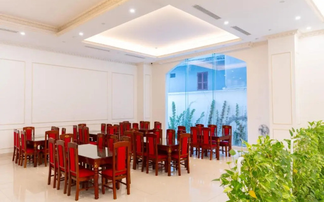 Grand Hill Apartment & Hotel