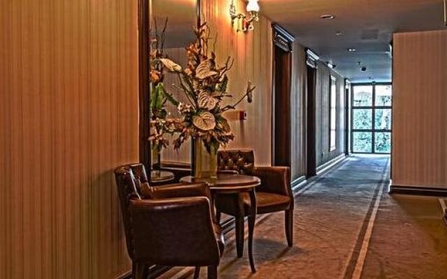 Grand Work Hotel