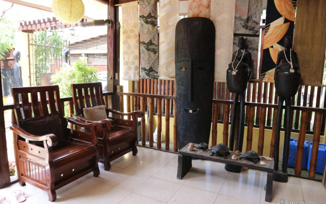 Tres Pension House