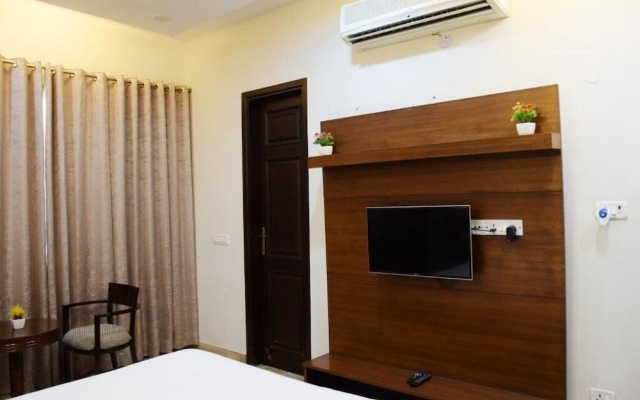 When In Gurgaon - Service Apartments near Medanta Medicity – Guest Rooms – Gurugram