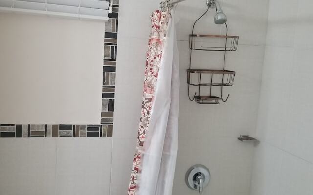 New Kingston Guest Apt at Kingsway