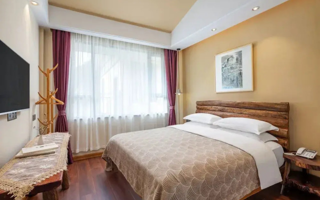 Guilin Village Creek Inn