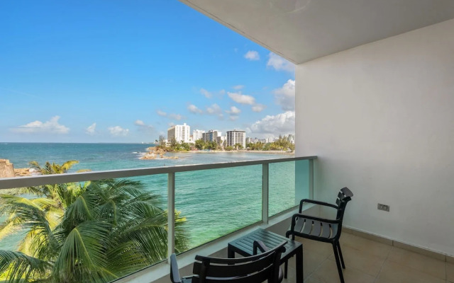 Lagoon407-bl in San Juan