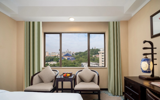 Guangdong Hotel