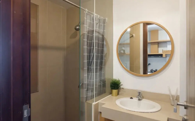 TwoSpaces Living at UResidence Apartment
