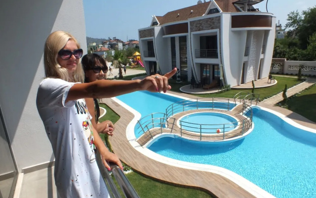 Hande Home Aparts