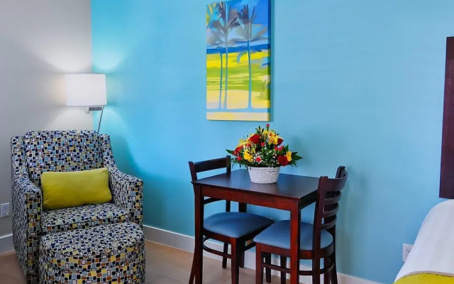 Silver Palms Inn & Historic Homes