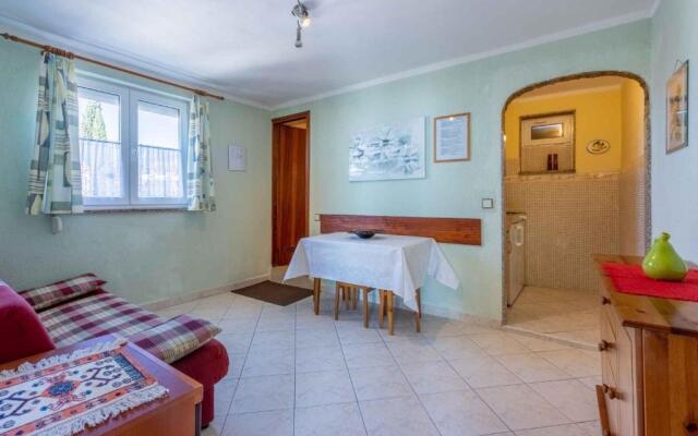 Apartment in Crikvenica 42251