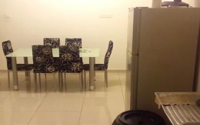 Elessandra 3 Storey 5 Rooms