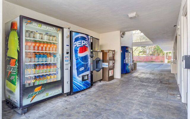 Motel 6 – Santa Rosa, CA - South