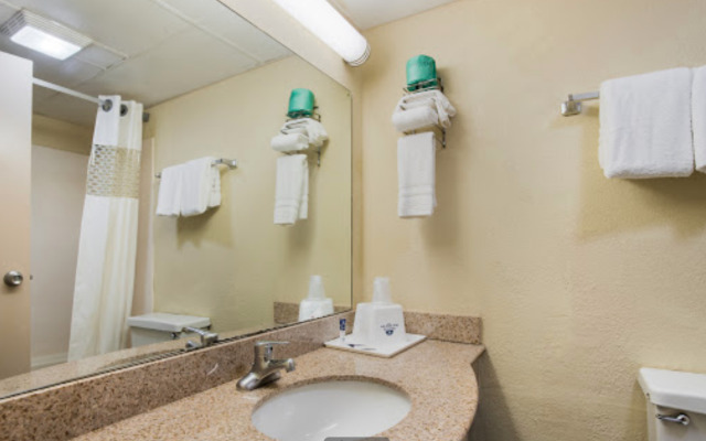 Americas Best Value Inn Tulsa at I-44