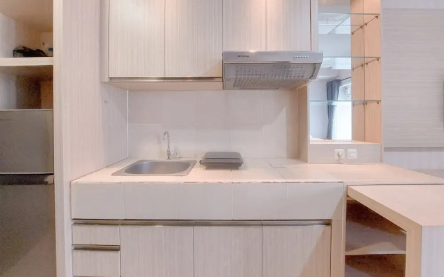 Cozy Living Studio At Paramount Skyline Apartment