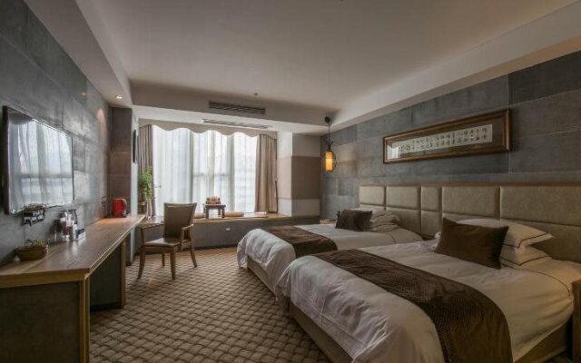 SHOWSE Wellness Hotel