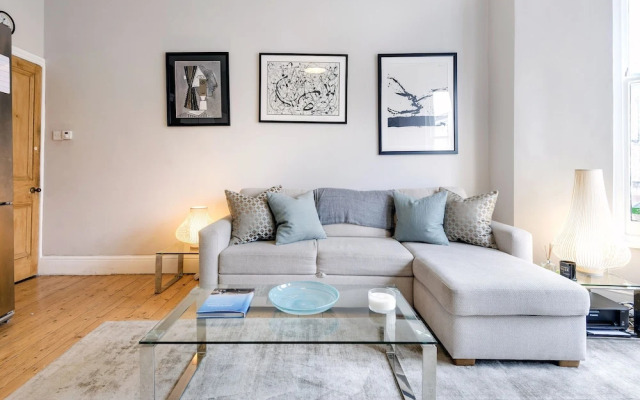 Contemporary Clapham Home Near Wandsworth Common