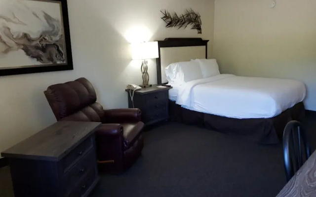 Klopfenstein Inn and Suites