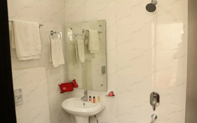 Hotel City Home by OYO Rooms